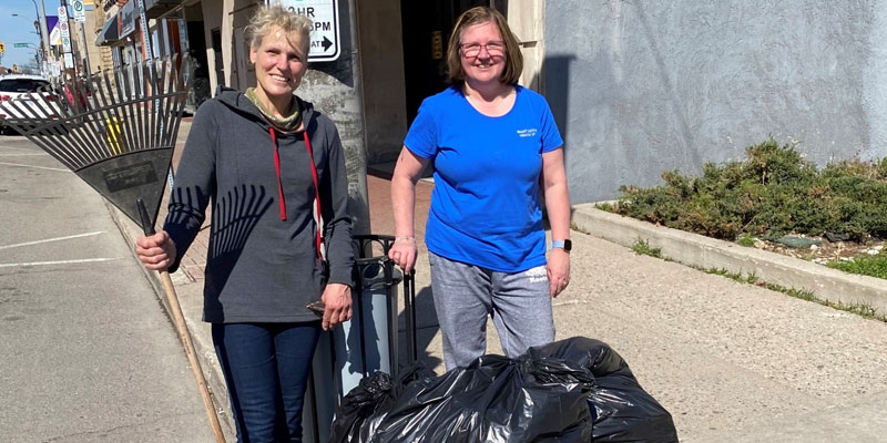 BCHU staff members cleanup litter downtown Brantford