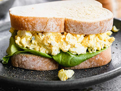 Hole-in-One Egg Salad Sandwedge $6