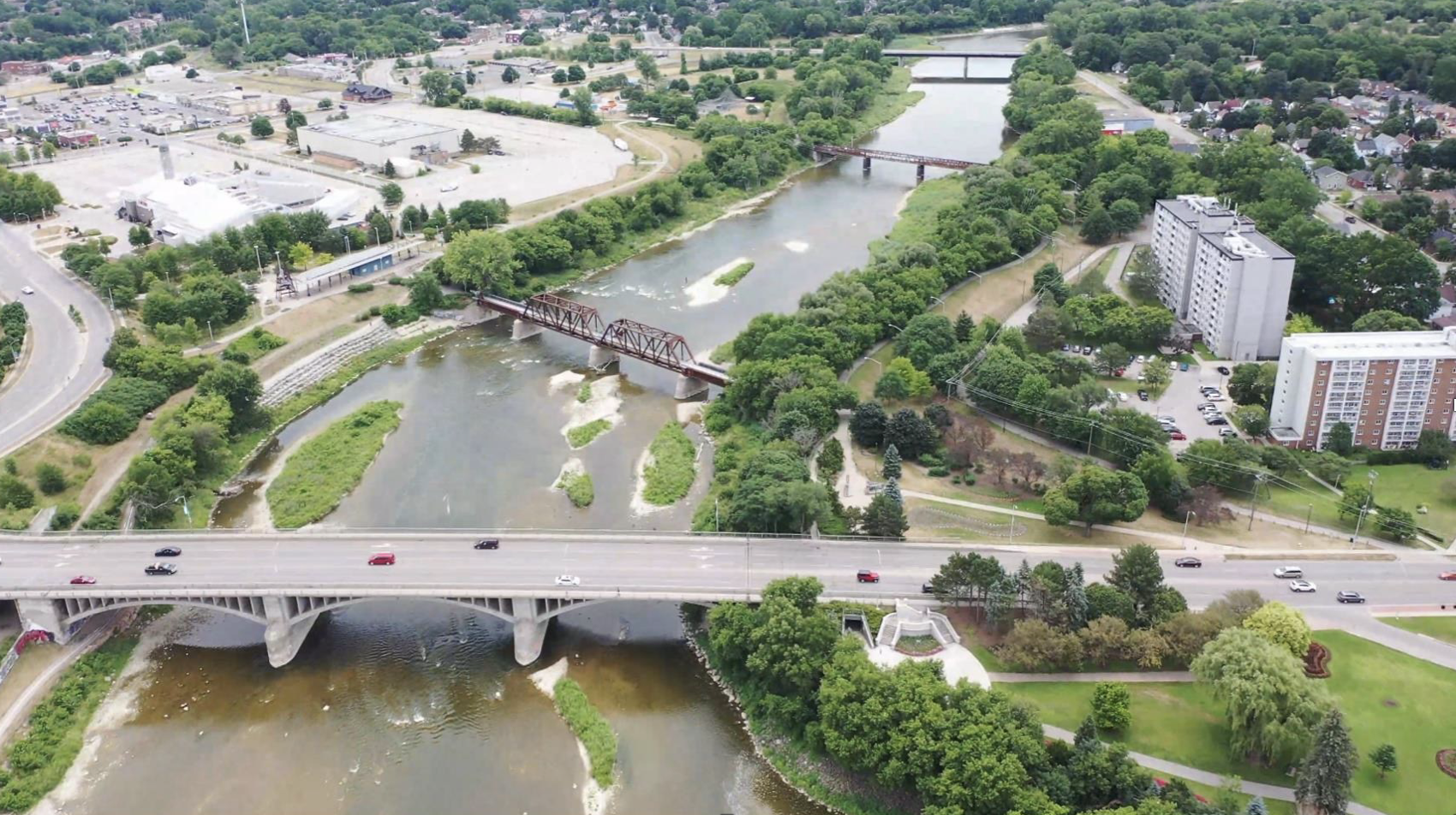Image of the Lorne Bridge