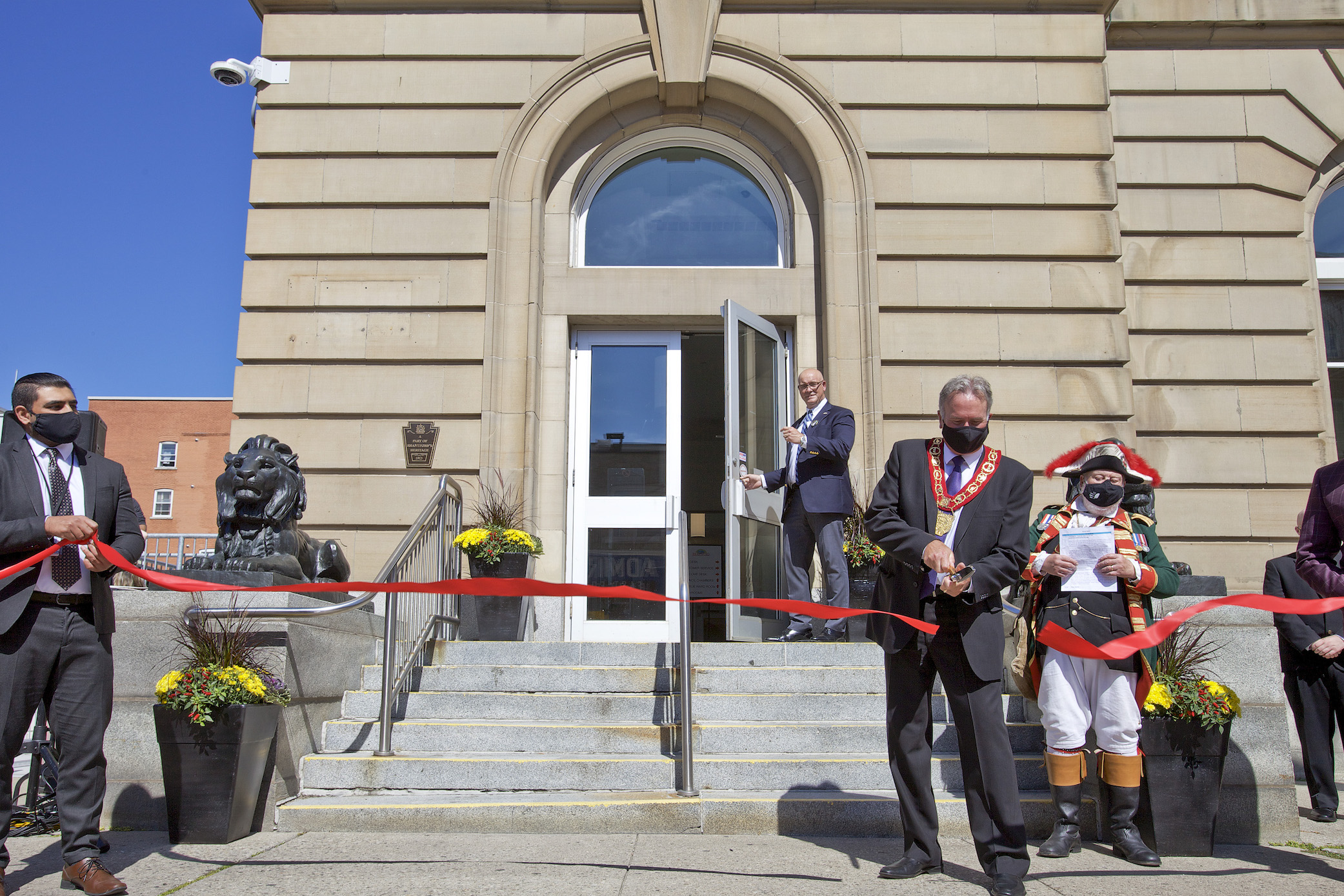 New City Hall ribbon cutting