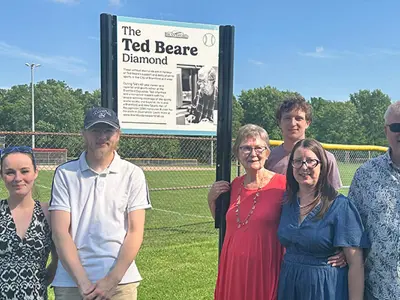 TedBeareSign-800x400.jpg