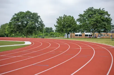 Outdoor-Tracks.png
