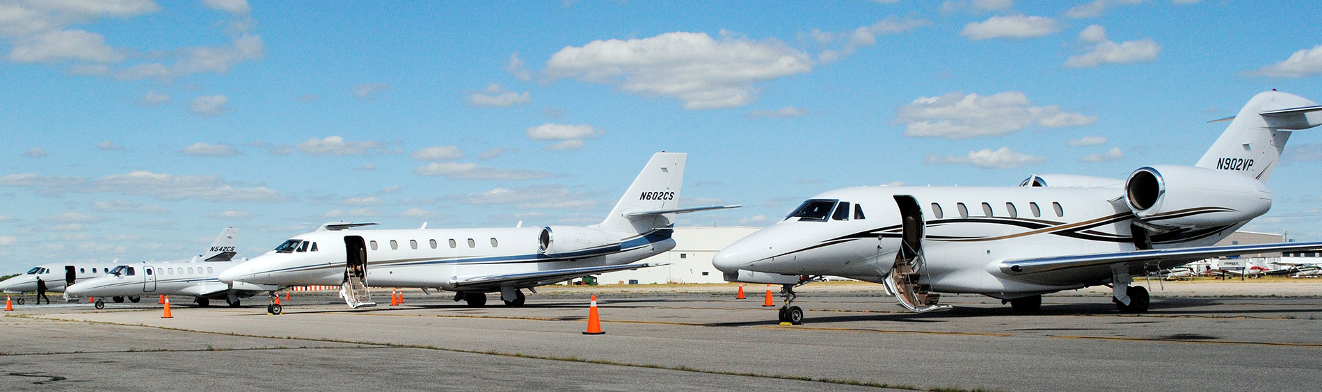 1-interior-transportation-airport.jpg